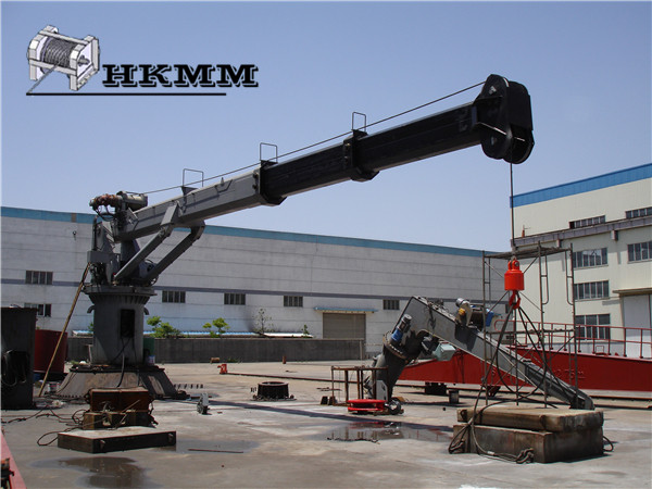 Telescopic boom cranes